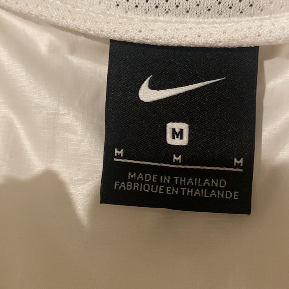 Nike windbreaker - Picture 5 of 6